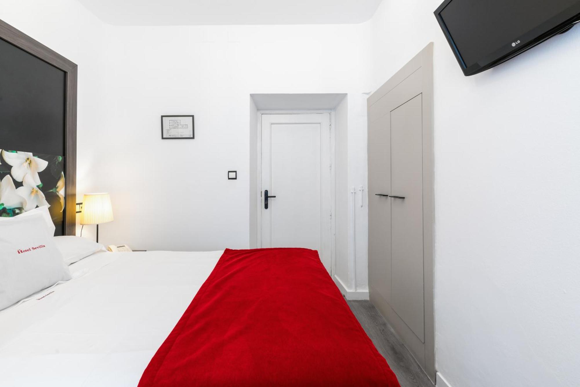 Hotel Sevilla Pokoj fotografie